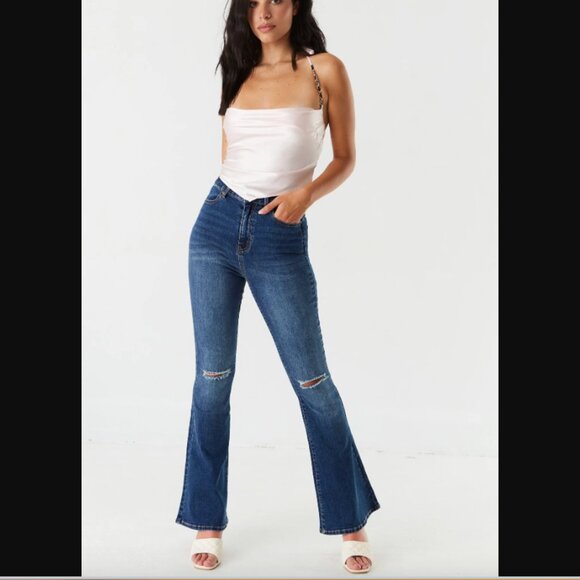 refuge Size Junior 9 W29" AUSTIN High Rise Flare Distressed - Picture 1 of 12